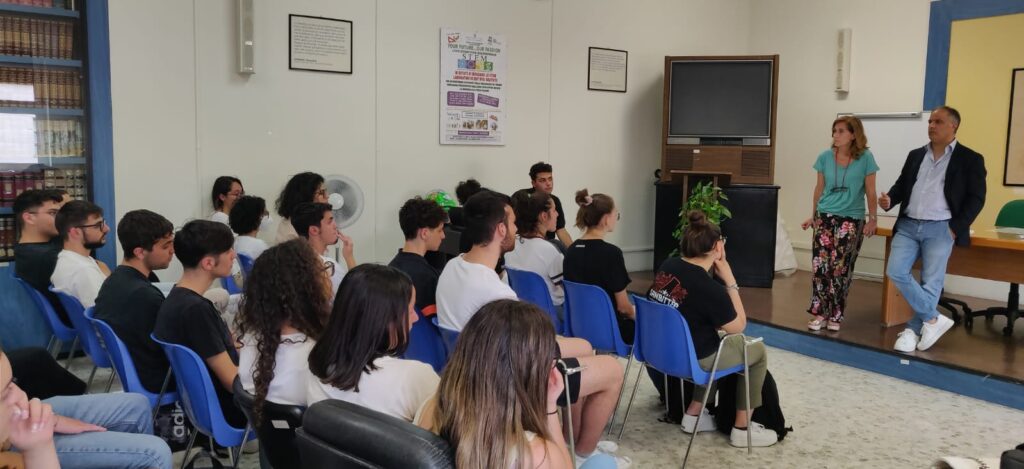 PERCORSO NAZIONALE DI BIOLOGIA CON CURVATURA BIOMEDICA